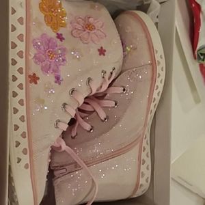 Brand new Ragg sneakers